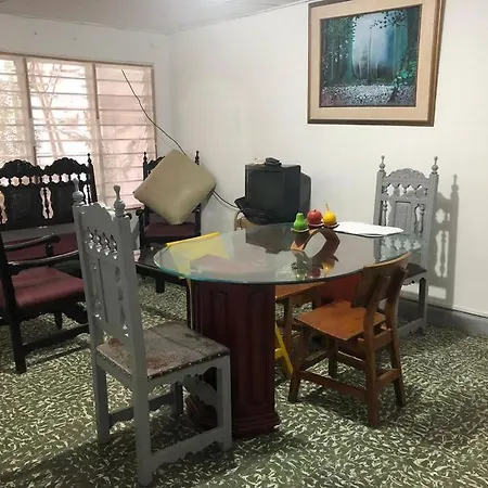 Сasa de vacaciones Casa Cerca Del C.c. Caribe Plaza